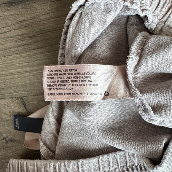 Linen Tan Women's Shorts 2pk - Picture 5 of 9